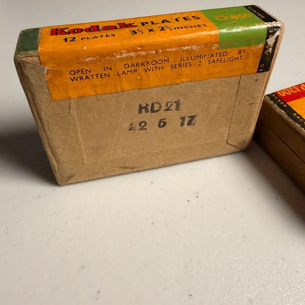 Kodak Vintage Plates 3.5x2.5 Orthochromatic Panchro-Press Lot of 2 Yellow Red